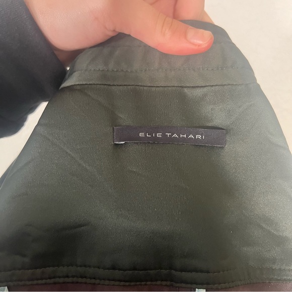 Elie Tahari Green Cropped Leather Jacket - Picture 6 of 7